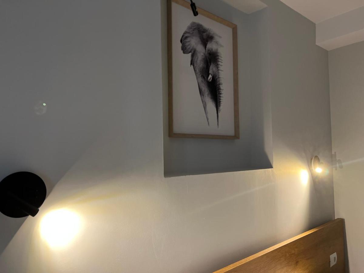 Koni'S Studio Apartments ティラナ エクステリア 写真